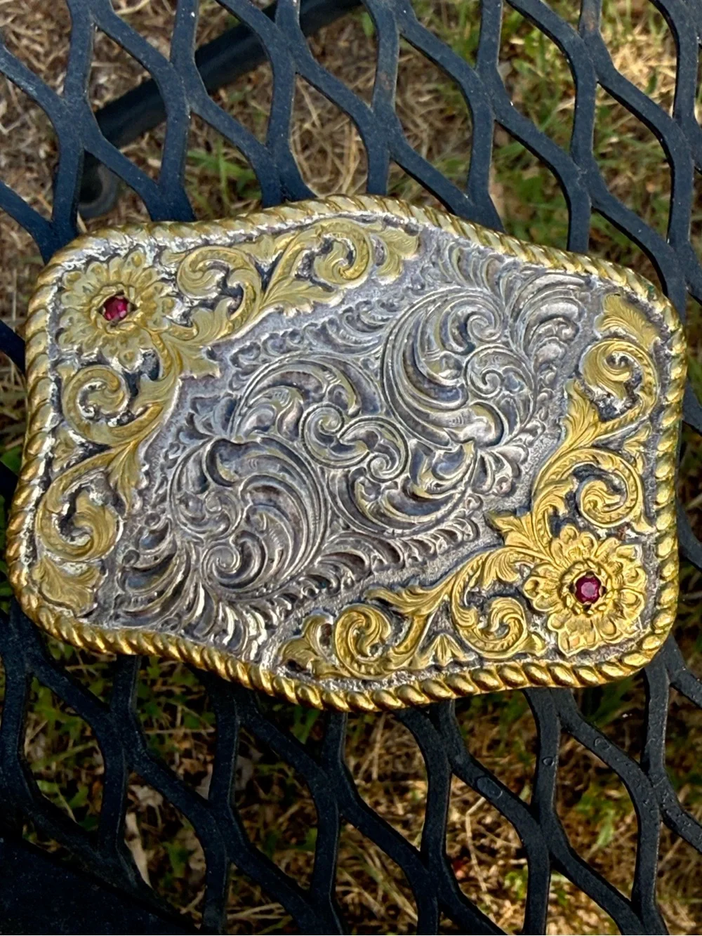 vintage rare garnet Crumrine Manufacturing belt buckle, produced in Reno, Nevada